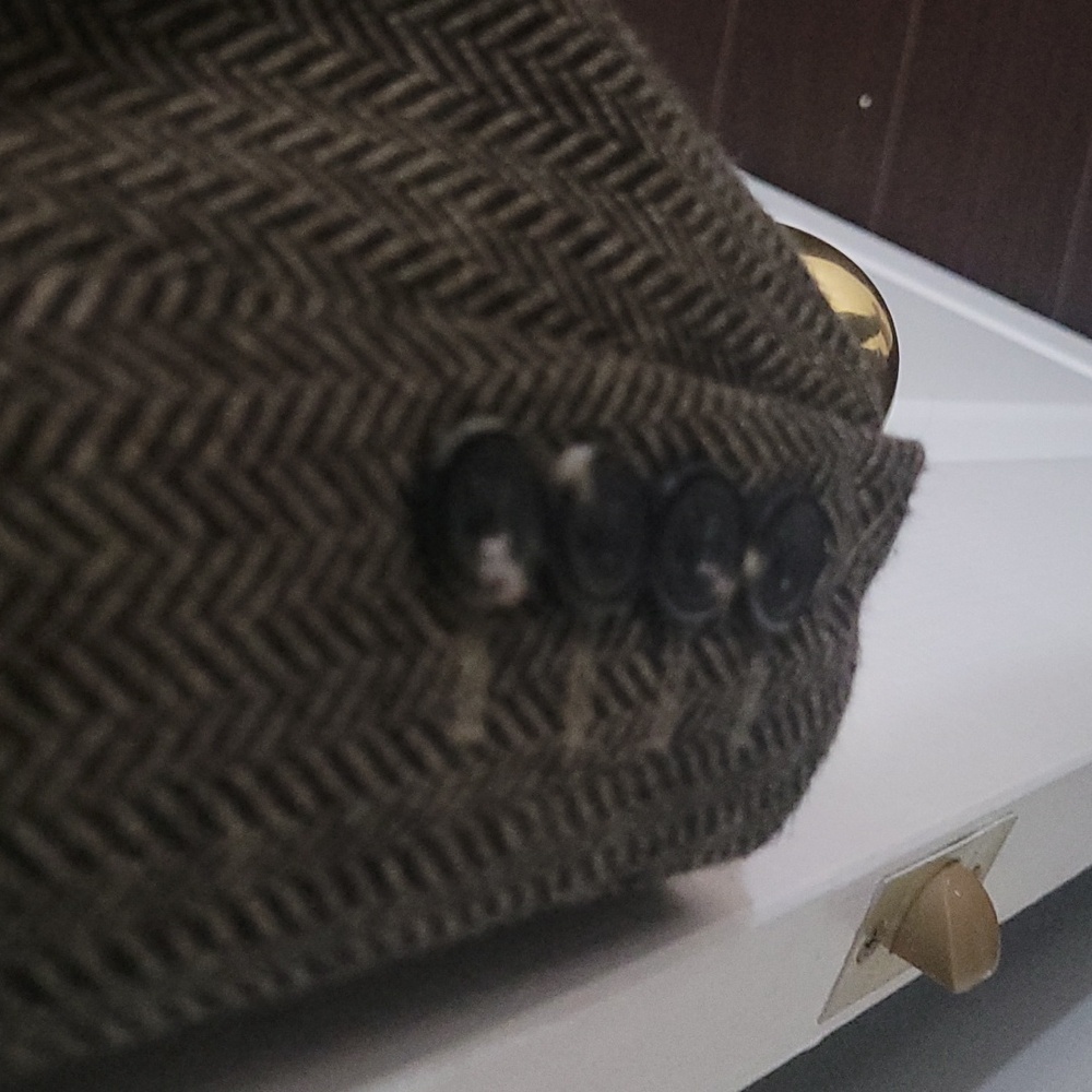 Jacket - Picture 5 of 10